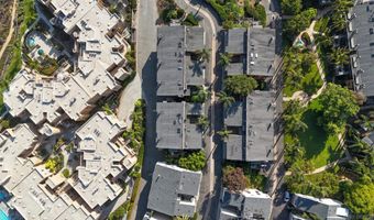 811 Kalpati Crk B, Carlsbad, CA 92008