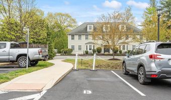 70 Great Rd B, Bedford, MA 01730