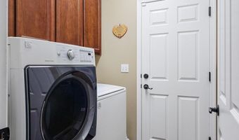 3526 Humbug Dr, Anderson, CA 96007
