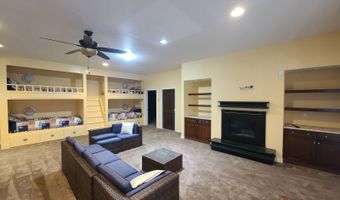 733 Minot Bch, Bottineau, ND 58318