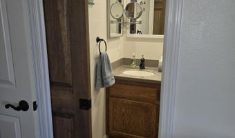 670 Hunter Park Way, Fallon, NV 89406