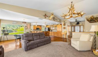 11056 Snake River Rd, Asotin, WA 99402