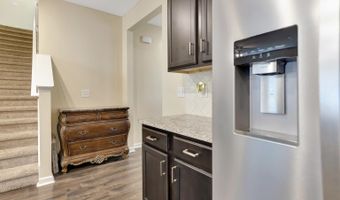 1056 FLYWAY VIEW Ln, Alabaster, AL 35007