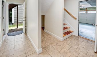 8 High St F2, Acton, MA 01720