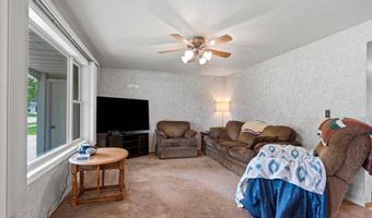 57 SOLAR Cir, Appleton, WI 54915