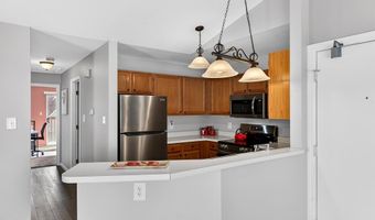 1327 Holgate Dr C, Ballwin, MO 63021