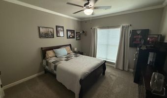 3903 Hampton Dr, Benton, AR 72019