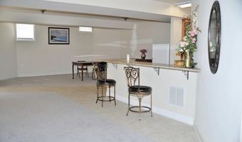 7582 VENTURE Dr, Alexandria, VA 22315