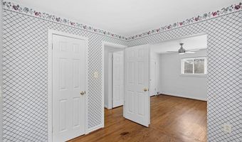 7408 MASONVILLE Dr, Annandale, VA 22003