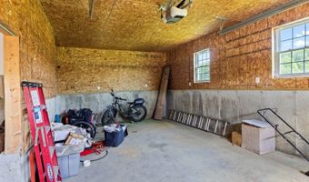 356 Range Rd, Atkinson, ME 04426