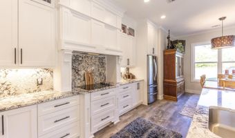 6020 Centark Ct, Alexander, AR 72002