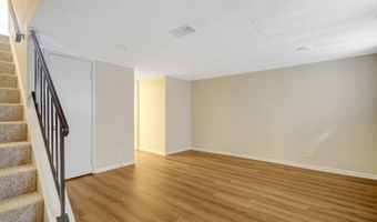 3364 S WAKEFIELD St #A, Arlington, VA 22206