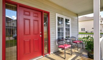 832 Red Hawk Way SE, Altoona, IA 50009