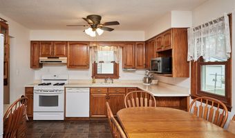 2529 Williams St, Des Moines, IA 50317
