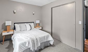 3112 Edgewood Ave, Alton, IL 62002