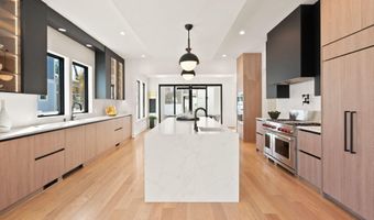 3108 6TH St N, Arlington, VA 22201