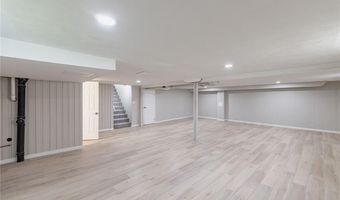 7315 Cheshire Ln, Affton, MO 63123