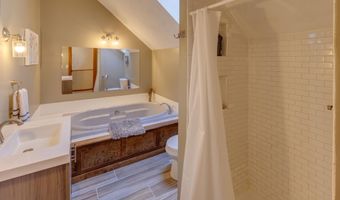 176 Reservoir Rd, Campton, NH 03223