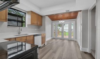 915 W PRINCETON St, Orlando, FL 32804