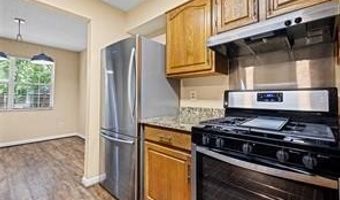 98 Hampshire Ct, Avondale Estates, GA 30002