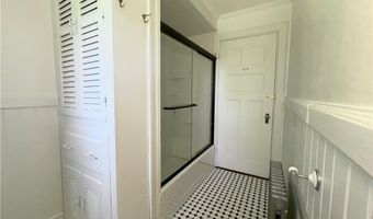 45 Woodlawn Ave 3, Bristol, RI 02809