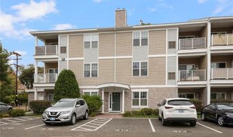 200 Roger Williams Ave 417, East Providence, RI 02916