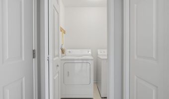 50 Hoskins Rd, Bloomfield, CT 06002
