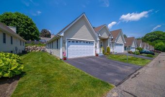 1421 Douglas Ave E, North Providence, RI 02904