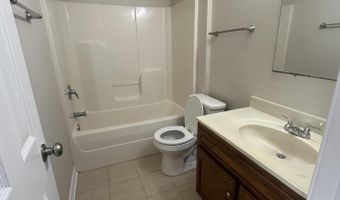 6024 E Oktibbeha St, Bay St. Louis, MS 39520