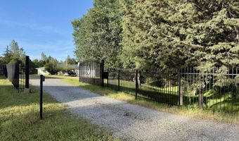 17228 China Gulch Dr, Anderson, CA 96007