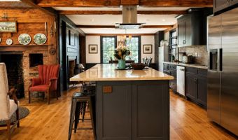 1 Smith Ln, Amherst, NH 03031
