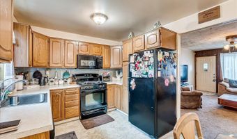 3 George St, Avenel, NJ 07001