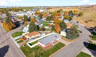 803 Eisenhower St, American Falls, ID 83211