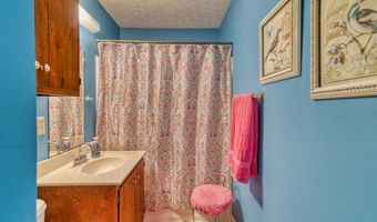 120 Circle Dr, Auburn, KY 42206