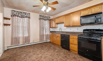37 Main St, Cumberland, RI 02864