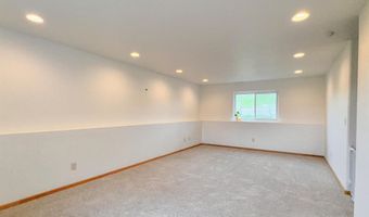 752 Bear Tooth Ct, Box Elder, SD 57719