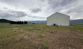 11 Stonebraker Ln, Cascade, ID 83611