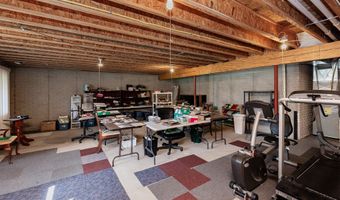 842 Lindsay Ct SW, Altoona, IA 50009