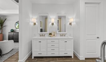 4216 S Springs Dr, Chandler, AZ 85249