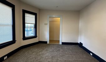 40 Hansen Ave Floor 1, Bridgeport, CT 06605