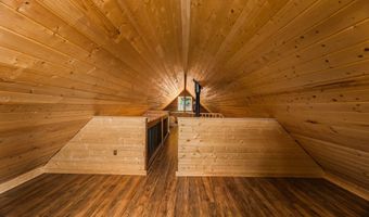 595 Snowcat Ln, Bonners Ferry, ID 83805
