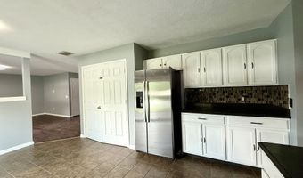 6903 Governors Pointe Blvd, Indianapolis, IN 46217