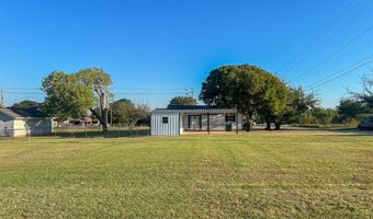 301 S Rose St, Archer City, TX 76351