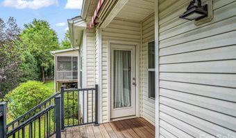 6 Scottish Cir, Asheville, NC 28803