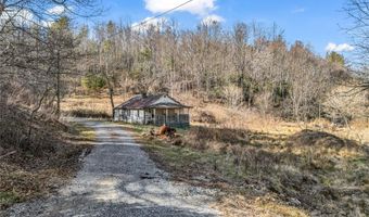 530 Mine Creek Rd, Bakersville, NC 28705