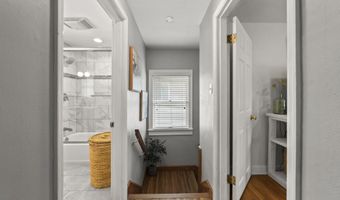 922 Palmer Rd, Columbus, OH 43212