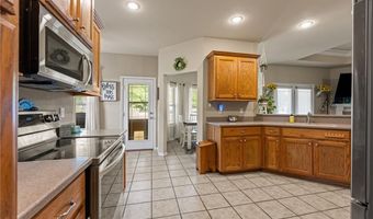 422 Hidden Oaks Rd, Alma, AR 72921