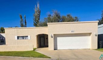 809 Colonial Ct, Carlsbad, NM 88220