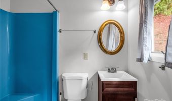 35 Fieldcrest Cir, Asheville, NC 28806