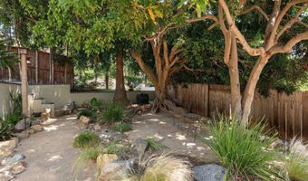 1858 Laurel Rd, Oceanside, CA 92054